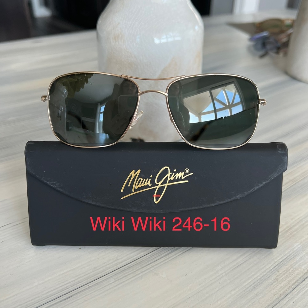 Maui Jim Wiki Wiki frame